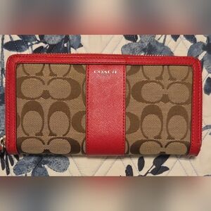 Coach Signature Zip Around Wallet | Khaki & Red | Leather Trim
